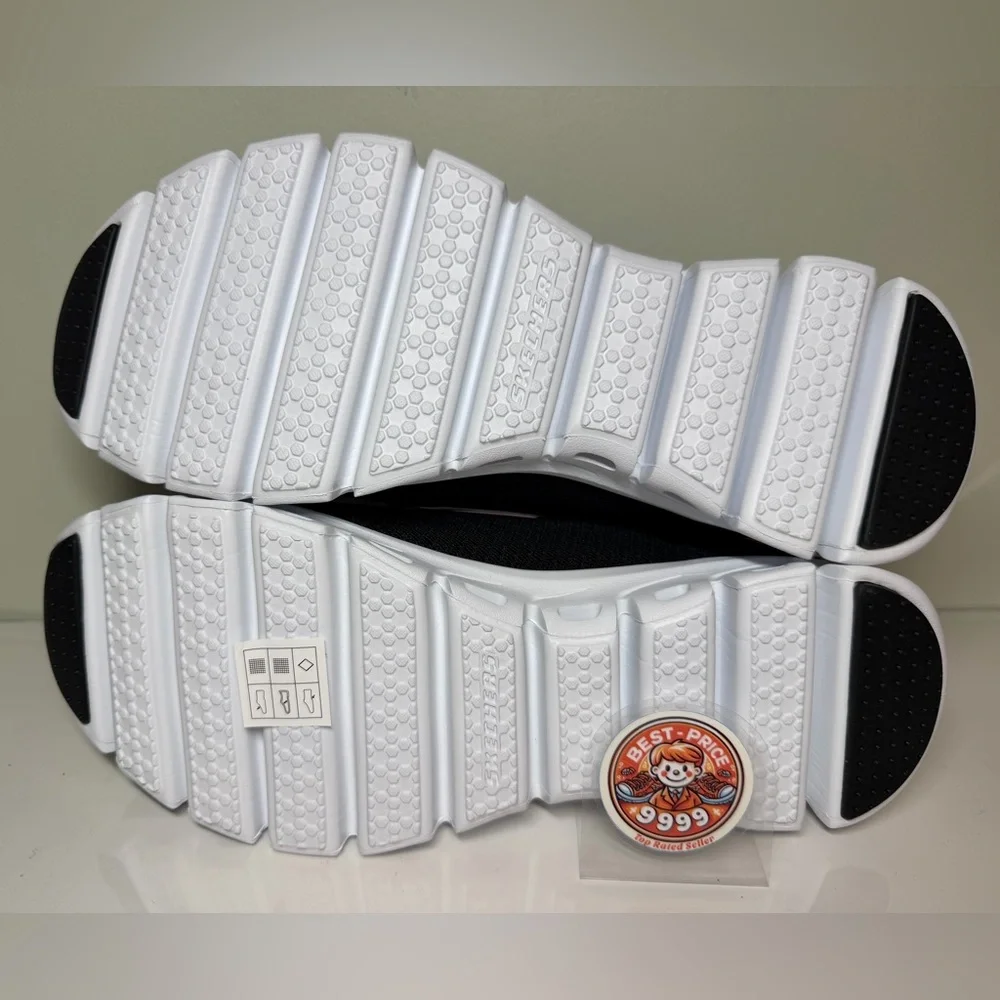 Skechers - Size 8.5 Wide - Glide-Step - Resilience Pull on Black - New - Picture 9 of 9